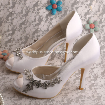 Customized Different Heels Bridal Shoe Stores
